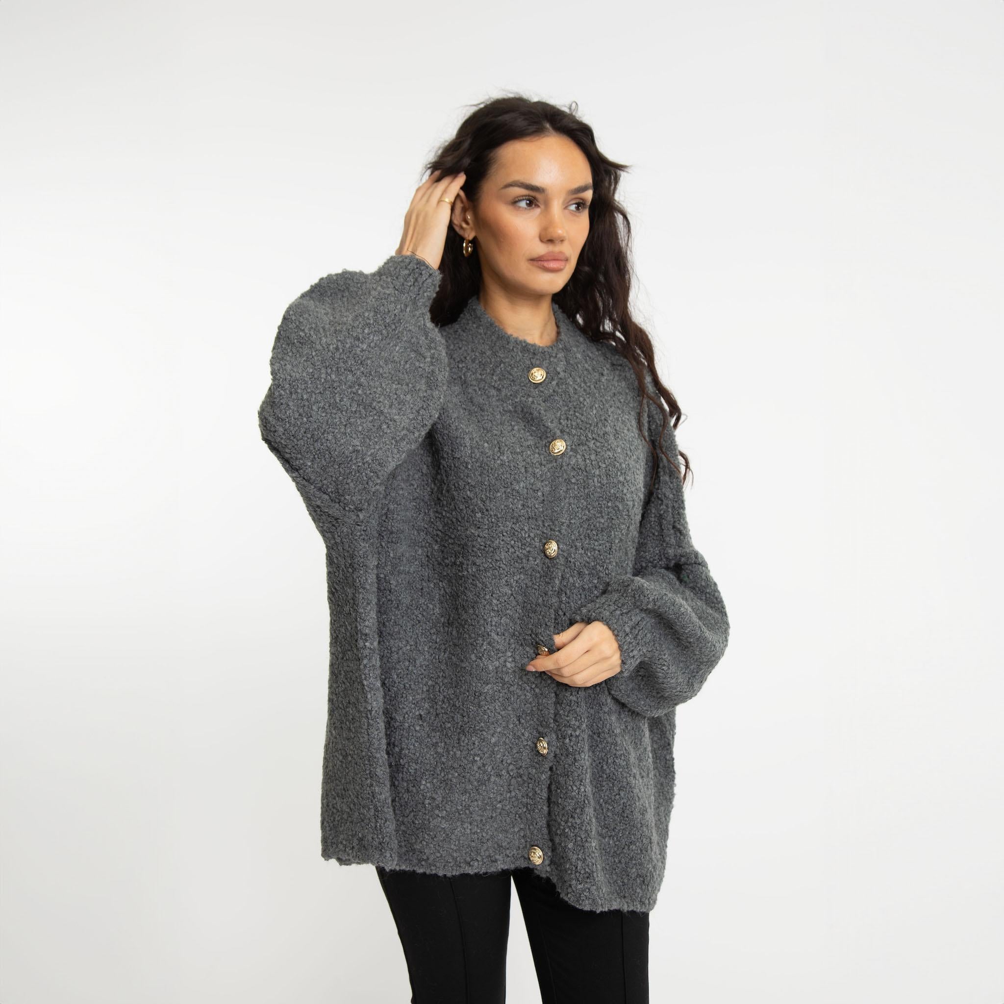 Bouclé Oversized Cardigan "CozyGlam"