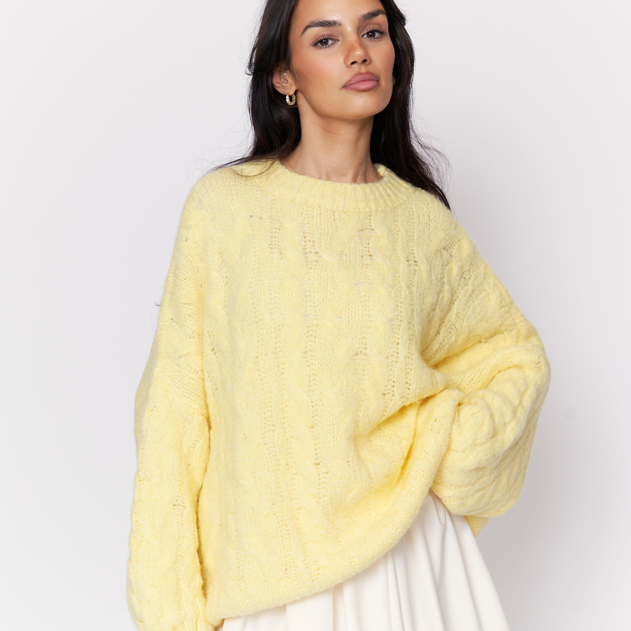 Softer Oversize Pullover mit Zopfmuster