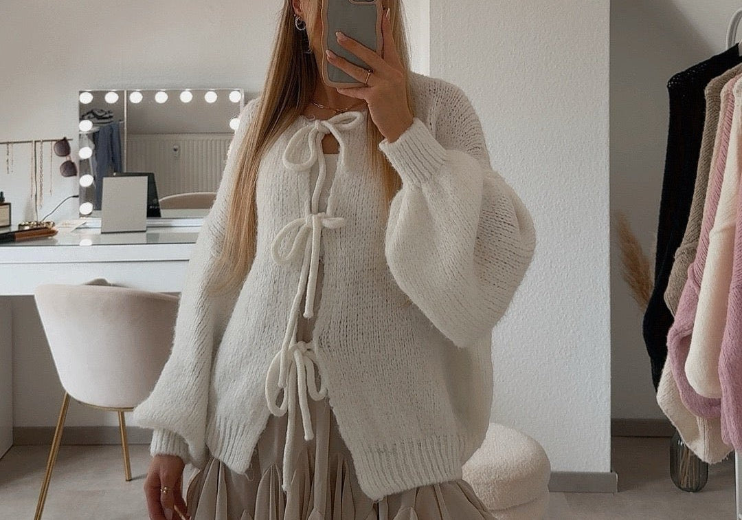 Oversized Cardigan mit Schleifen - JEWELINA