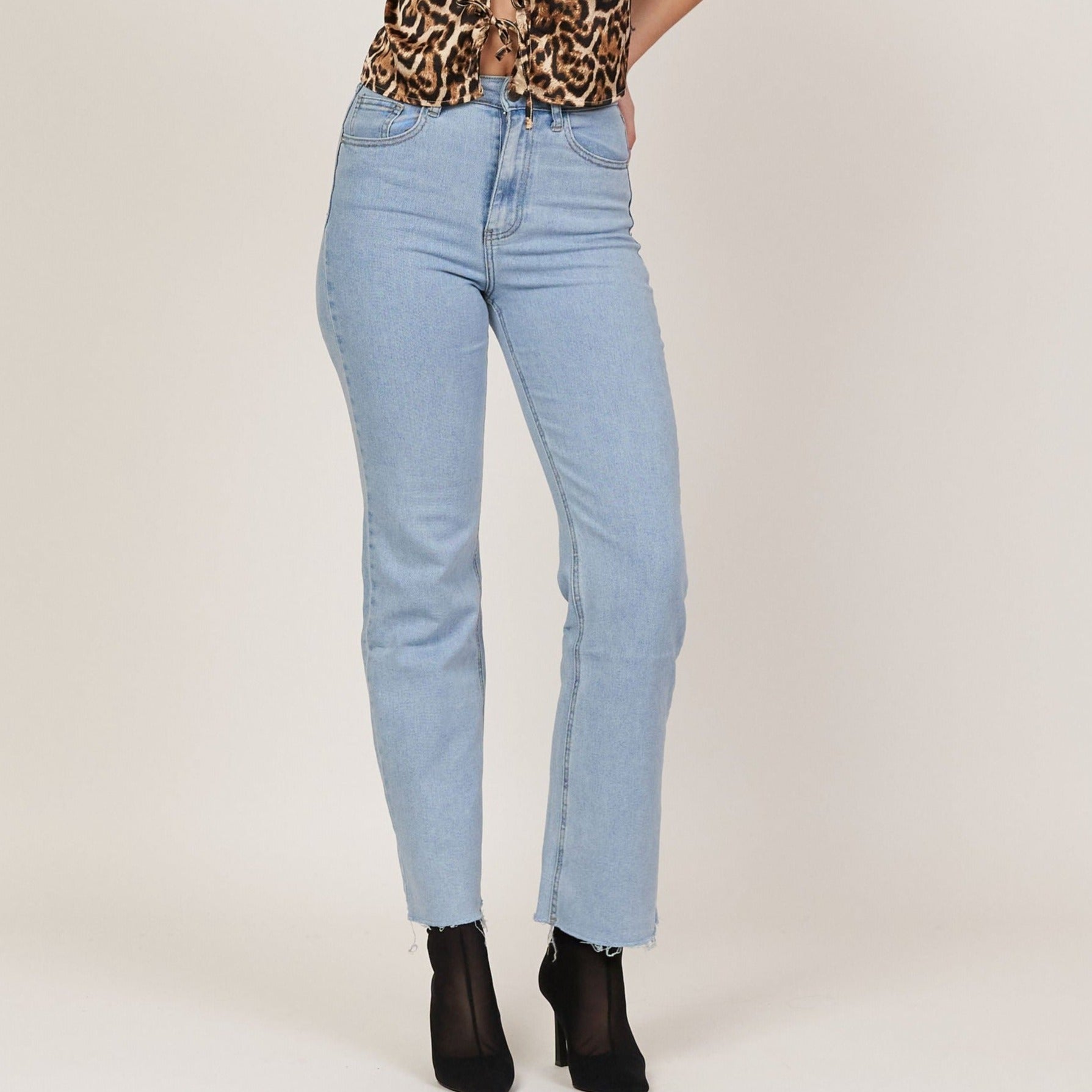 Wide Leg Stretch Jeans - JEWELINA